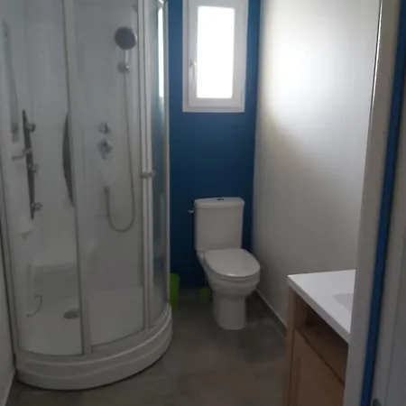 Small And Cute Nîmes