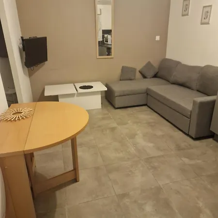 Apartament Small And Cute *